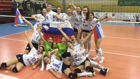 Slovaška 2022 - Slovenske juniorke U17 srebrne (6)